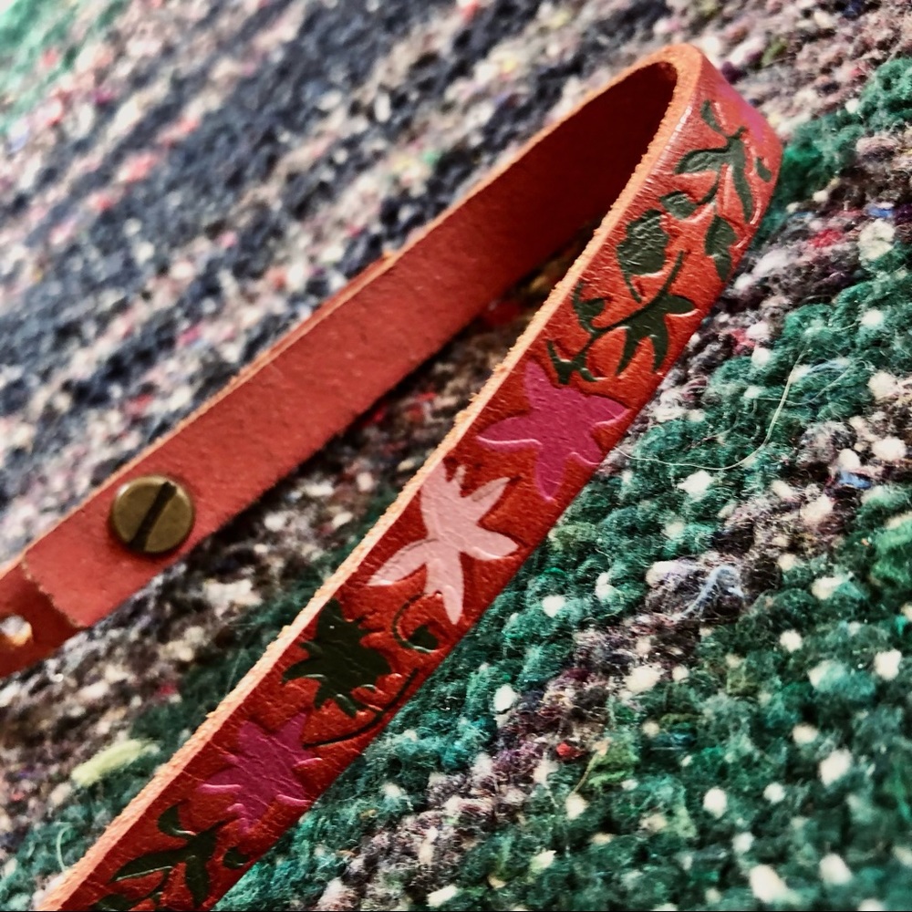 Faux leather choker